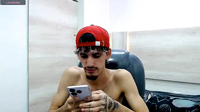 Dirty Kingg online show from February 2025 04:36:02 AM