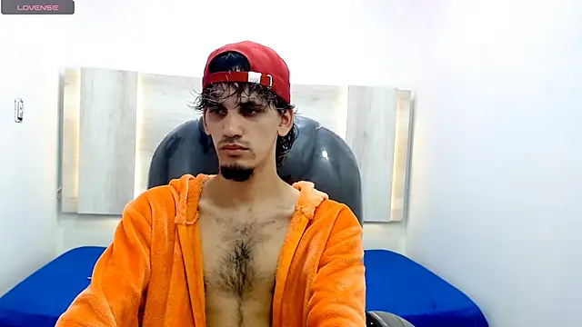 Dirty Kingg online show from February 2025 08:42:02 PM