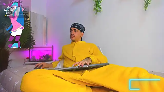 Dirty Kingg online show from October 2025 08:09:02 PM