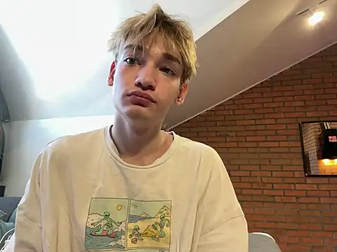 Julian wins online show from February 2025 07:44:01 AM