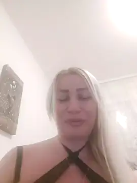 visnjica online show from February 2025 09:35:02 PM