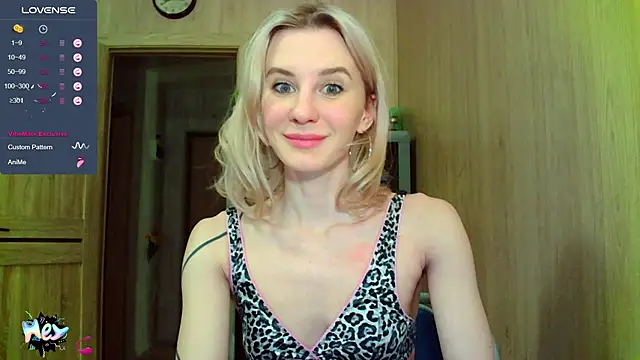 Caramel piegirl online show from March 2025 07:05:01 PM