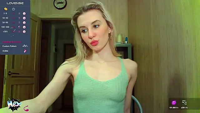 Caramel piegirl online show from March 2025 07:13:02 PM