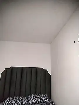 moree Queen online show from February 2025 06:54:01 PM