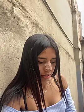 Laura-Khalifa online show from February 2025 07:24:02 PM