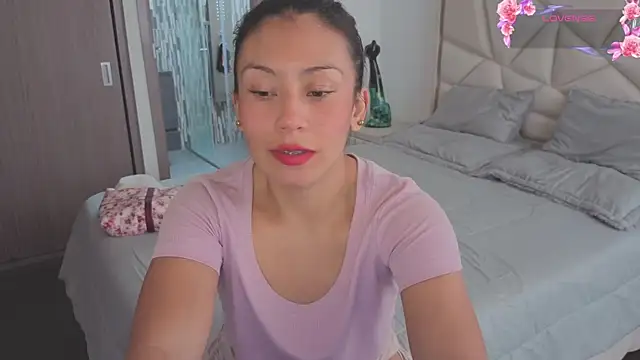 salome stockman s online show from April 2026 05:28:01 PM