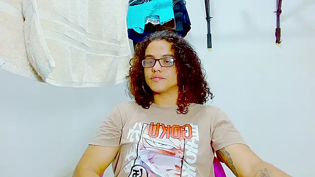 Snapshot of Diane_blossom chatting on February 2025 03:41:02 PM Diane blossom online show from February 2025 03:41:02 PM