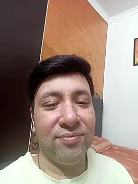 innocentboy1987 online show from March 2026 03:43:01 AM