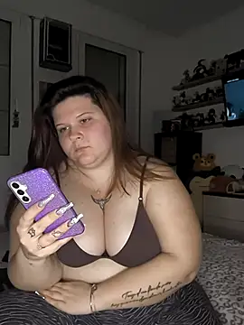 Snapshot of kitsune_giada chatting on March 2025 10:07:02 PM kitsune giada online show from March 2025 10:07:02 PM