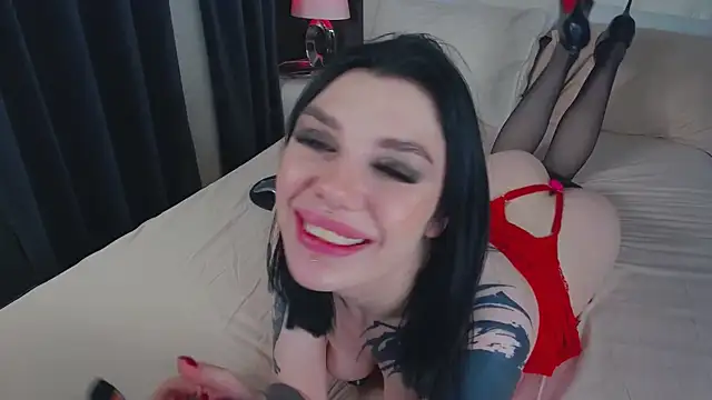 MaeveMoon online show from October 2025 06:30:02 PM