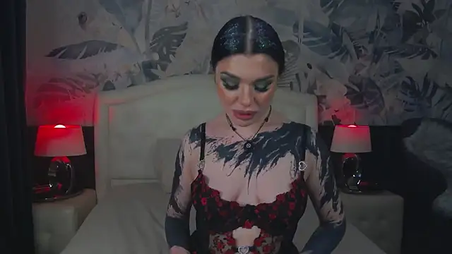 MaeveMoon online show from April 2026 09:15:01 PM