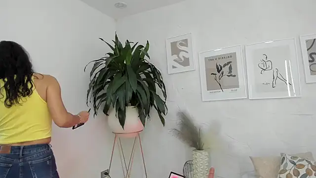 mariia juana  online show from February 2025 11:59:02 AM