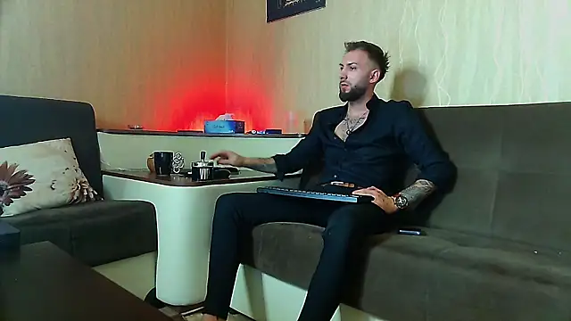 JamieNoxus online show from March 2025 11:32:02 PM