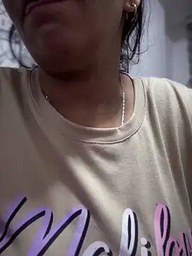 Carola-Ross online show from March 2025 05:32:02 AM