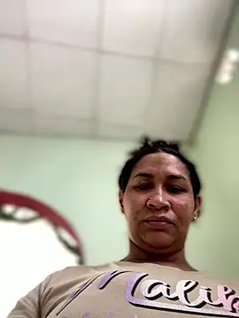 Snapshot of Carola-Ross chatting on January 2026 02:31:01 PM Carola-Ross online show from January 2026 02:31:01 PM