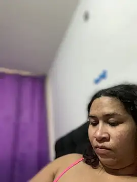 Snapshot of Carola-Ross chatting on January 2026 03:27:01 PM Carola-Ross online show from January 2026 03:27:01 PM