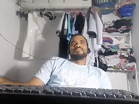 YOX22 online show from February 2025 06:59:02 AM