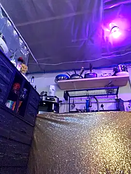 Snapshot of BBWMistressEmily chatting on February 2025 06:53:01 PM BBWMistressEmily online show from February 2025 06:53:01 PM