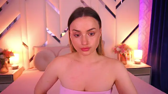 LindsieGreyy online show from April 2026 12:30:02 PM