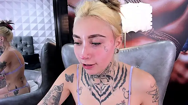 miss   angel online show from February 2025 06:05:01 PM