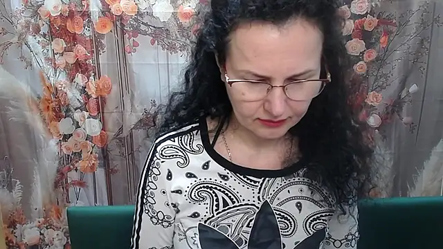 Snapshot of Miroslava_Happi chatting on May 2026 05:34:02 AM Miroslava Happi online show from May 2026 05:34:02 AM