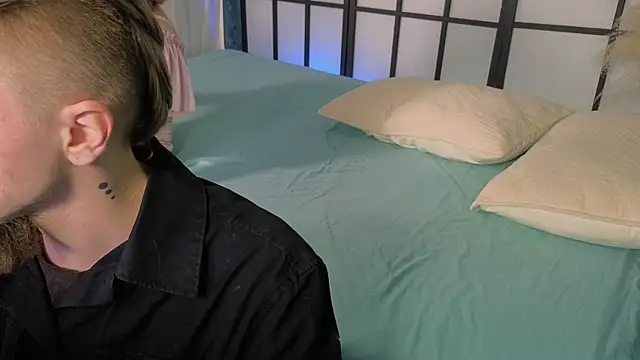 Saint Vicious online show from March 2025 08:21:01 PM