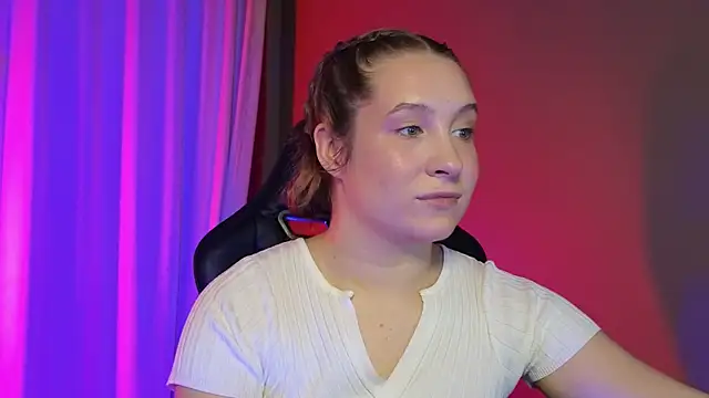 Saint Vicious online show from October 2025 08:21:02 PM