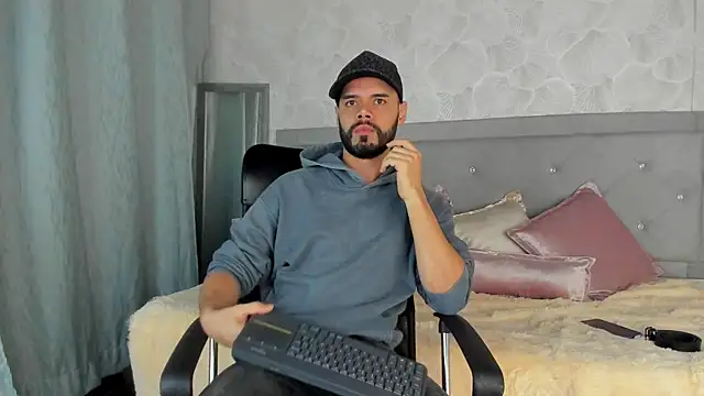 Luke Diaz7 online show from March 2025 12:39:02 AM