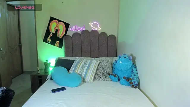 Maryybellax online show from March 2025 02:01:02 AM