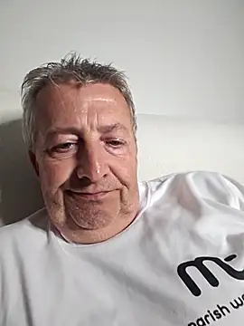 mann4u147 online show from April 2026 08:57:02 PM