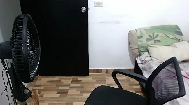 Majo BigTits online show from March 2025 03:01:01 AM