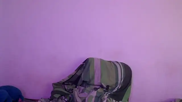 Majo BigTits online show from September 2025 08:30:02 PM