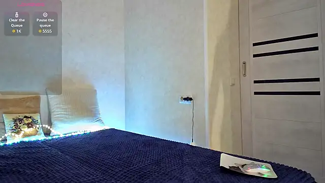 Roseaa online show from March 2025 07:54:01 PM