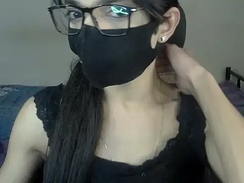 YourCDBitch online show from October 2025 08:28:01 PM