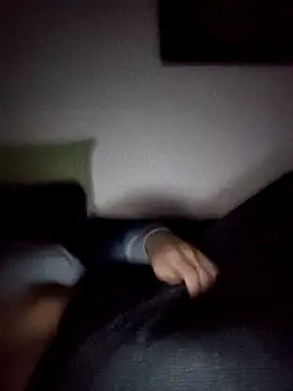 halfArabhalfspanish online show from February 2025 03:01:02 AM