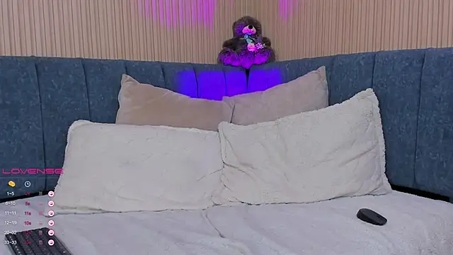 Snapshot of elizabeth_20 chatting on March 2025 10:26:01 PM elizabeth 20 online show from March 2025 10:26:01 PM