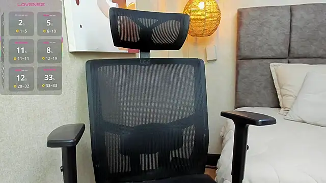 Snapshot of elizabeth_20 chatting on October 2025 07:56:01 PM elizabeth 20 online show from October 2025 07:56:01 PM