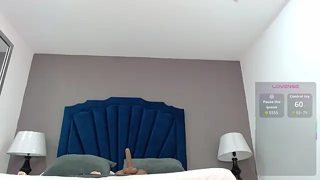 KatiaFosterr online show from December 2025 02:34:02 PM