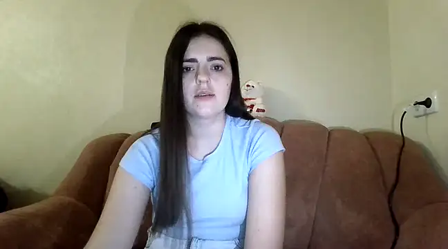 DominikaLoveu online show from March 2025 04:45:01 PM