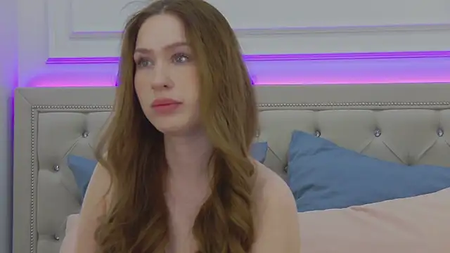 Jackie White  online show from October 2025 02:34:02 AM