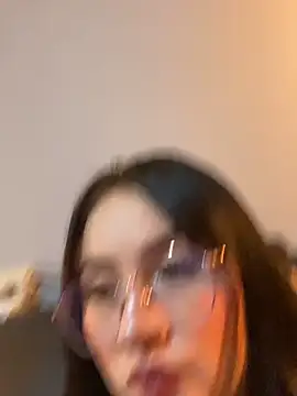 ValentinaOrtiz3 online show from October 2025 03:46:02 AM