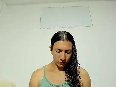 pamelyhot online show from February 2025 05:07:02 PM