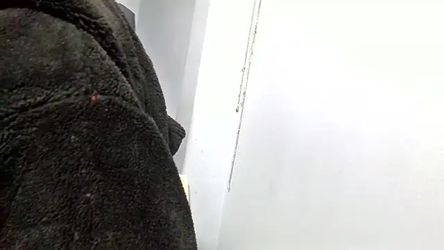 victora3 online show from February 2026 12:01:02 PM