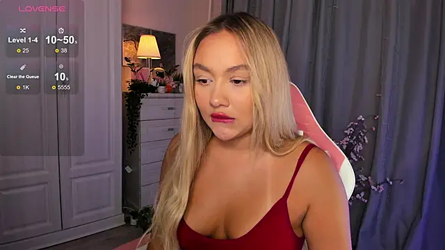  Loneve   online show from October 2025 01:42:02 PM