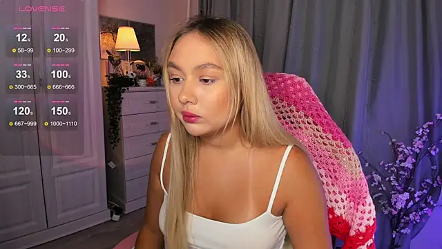  Loneve   online show from October 2025 01:54:01 PM