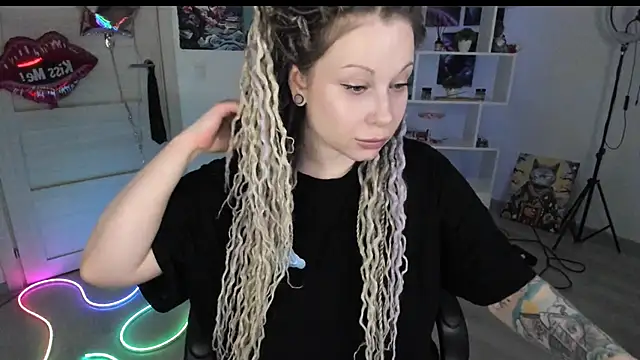 HoneySallyMoore online show from March 2026 03:29:01 PM