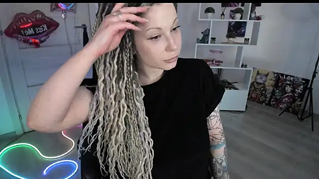 HoneySallyMoore online show from March 2026 03:04:01 PM