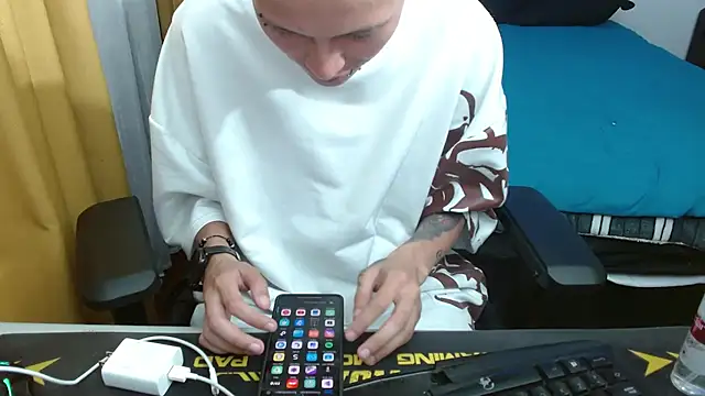 duo peludoo online show from February 2026 11:50:02 PM