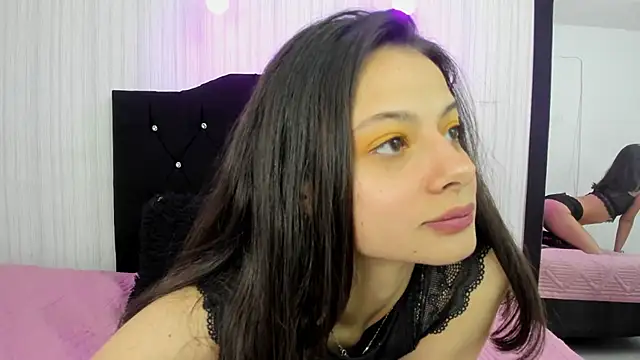 nicky angel1 online show from February 2025 06:32:02 PM