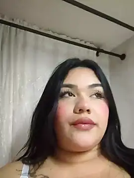 nikki grey online show from November 2025 01:05:01 AM